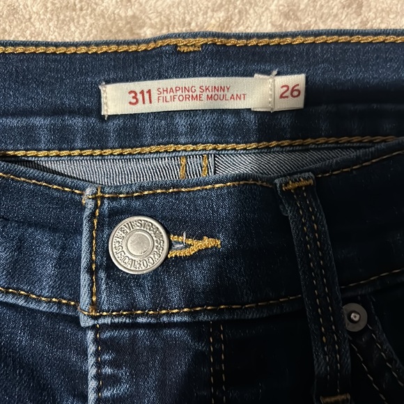 Levi’s 311 Shaping Skinny Jean - Picture 2 of 4